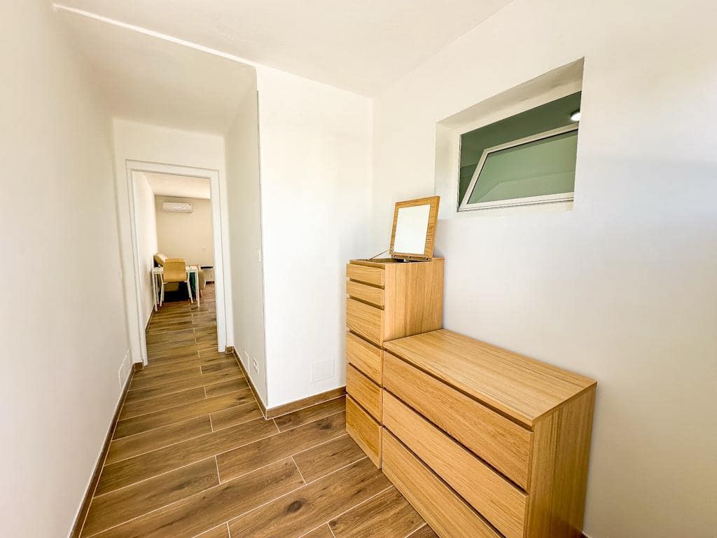 1 slaapkamer Appartement te koop in Puerto del Carmen met zwembad - € 265.000 (Ref: 9962307)