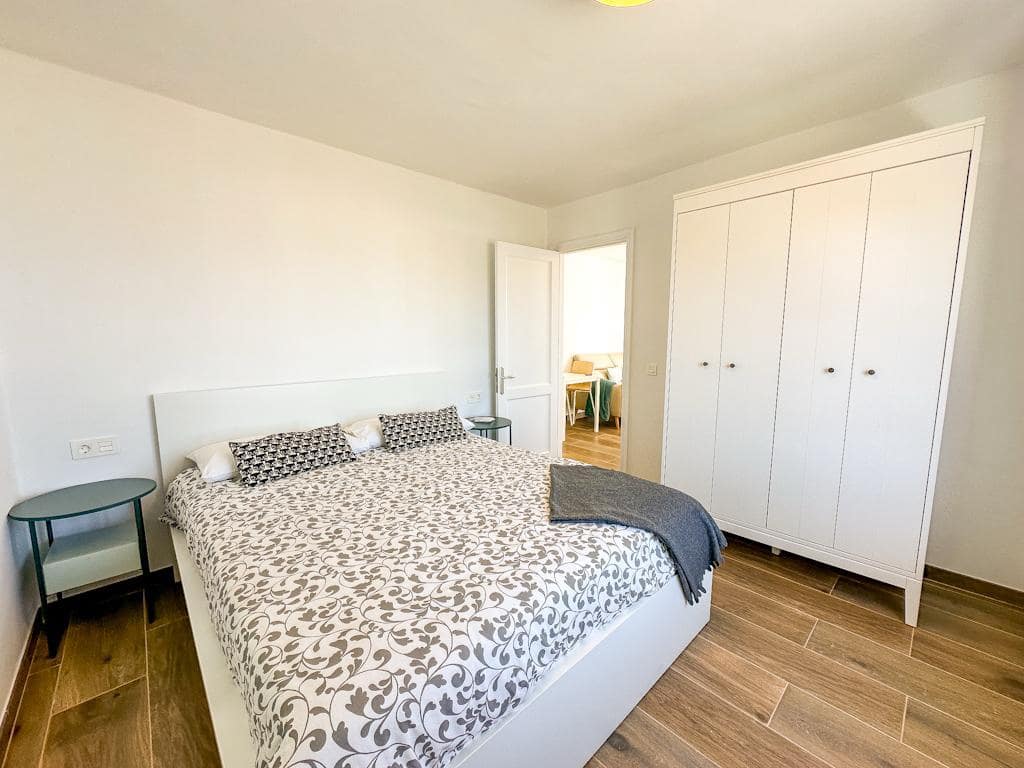 1 slaapkamer Appartement te koop in Puerto del Carmen met zwembad - € 265.000 (Ref: 9962307)