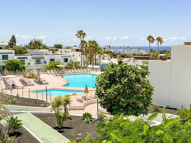 1 quarto Apartamento para venda em Puerto del Carmen, Tías com piscina - 265 000 € (Ref: 9962307)