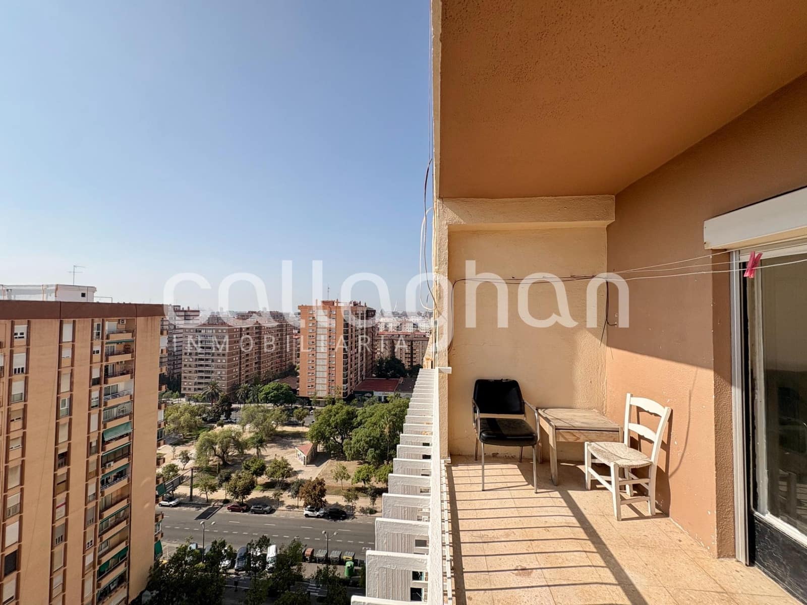 4 slaapkamer Flat te huur in Valencia stad - € 1.800 (Ref: 10003910)