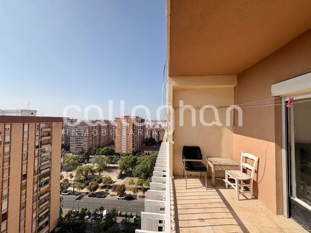 4 slaapkamer Flat te huur in Ciutat Universitaria, Valencia stad - € 1.800 (Ref: 10003910)