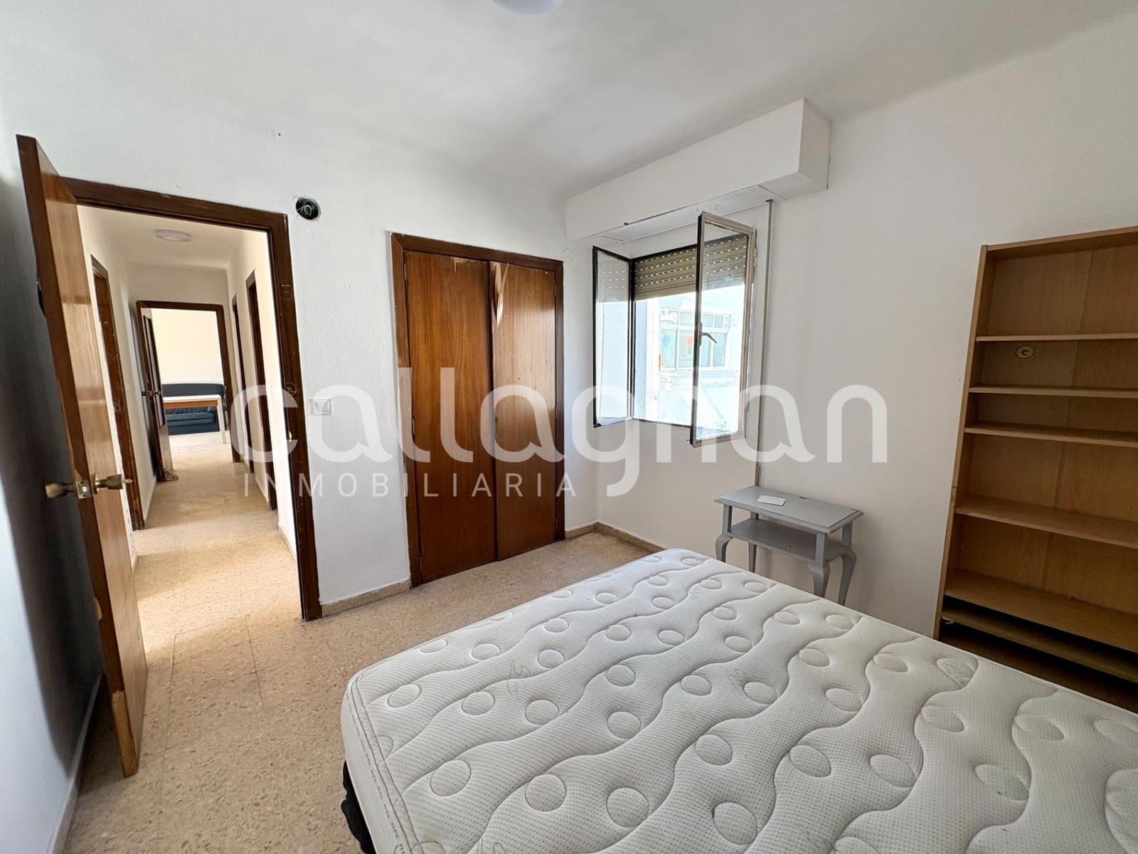 4 slaapkamer Flat te huur in Valencia stad - € 1.800 (Ref: 10003910)