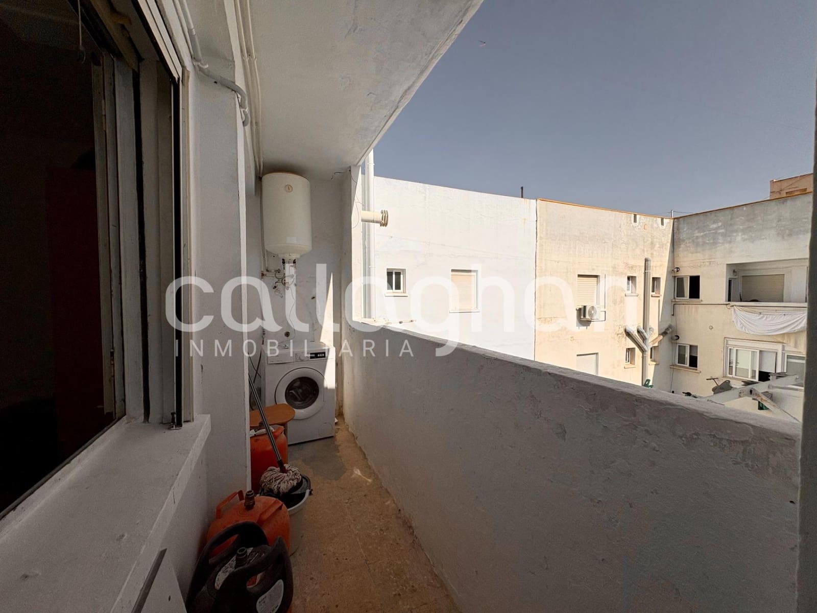 4 slaapkamer Flat te huur in Valencia stad - € 1.800 (Ref: 10003910)