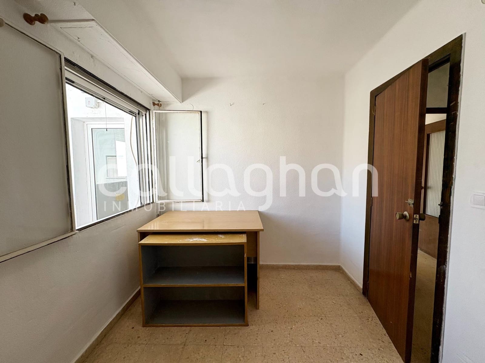 4 slaapkamer Flat te huur in Valencia stad - € 1.800 (Ref: 10003910)