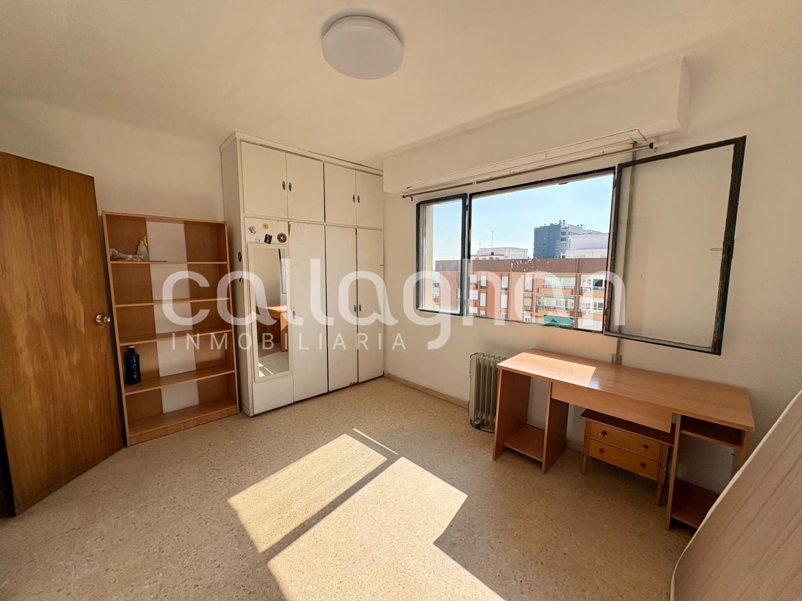 4 slaapkamer Flat te huur in Valencia stad - € 1.800 (Ref: 10003910)