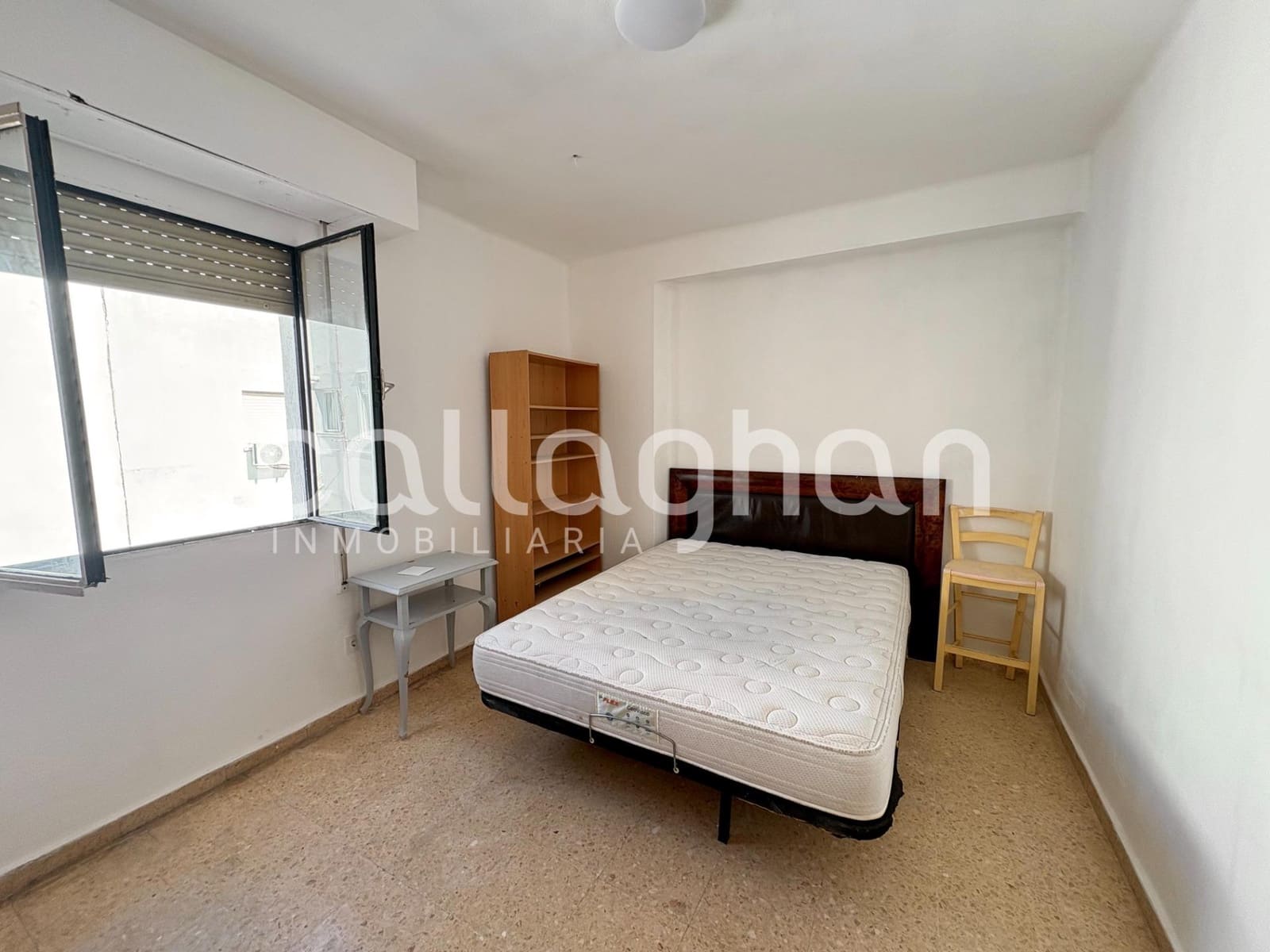4 slaapkamer Flat te huur in Valencia stad - € 1.800 (Ref: 10003910)