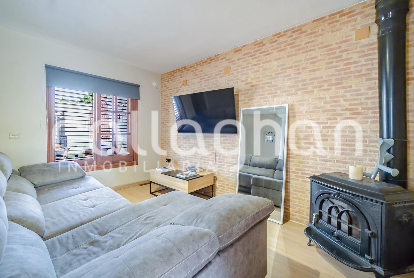 4 quarto Moradia em Banda para venda em Almarda com piscina garagem - 328 000 € (Ref: 10003911)
