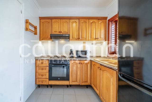 4 soverom Rekkehus til salgs i Almarda, Sagunto / Sagunt med svømmebasseng garasje - € 328 000 (Ref: 10003911)