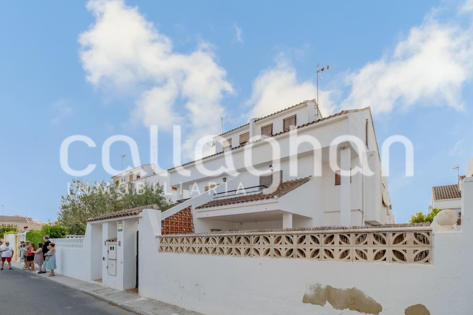 4 quarto Moradia em Banda para venda em Almarda com piscina garagem - 328 000 € (Ref: 10003911)