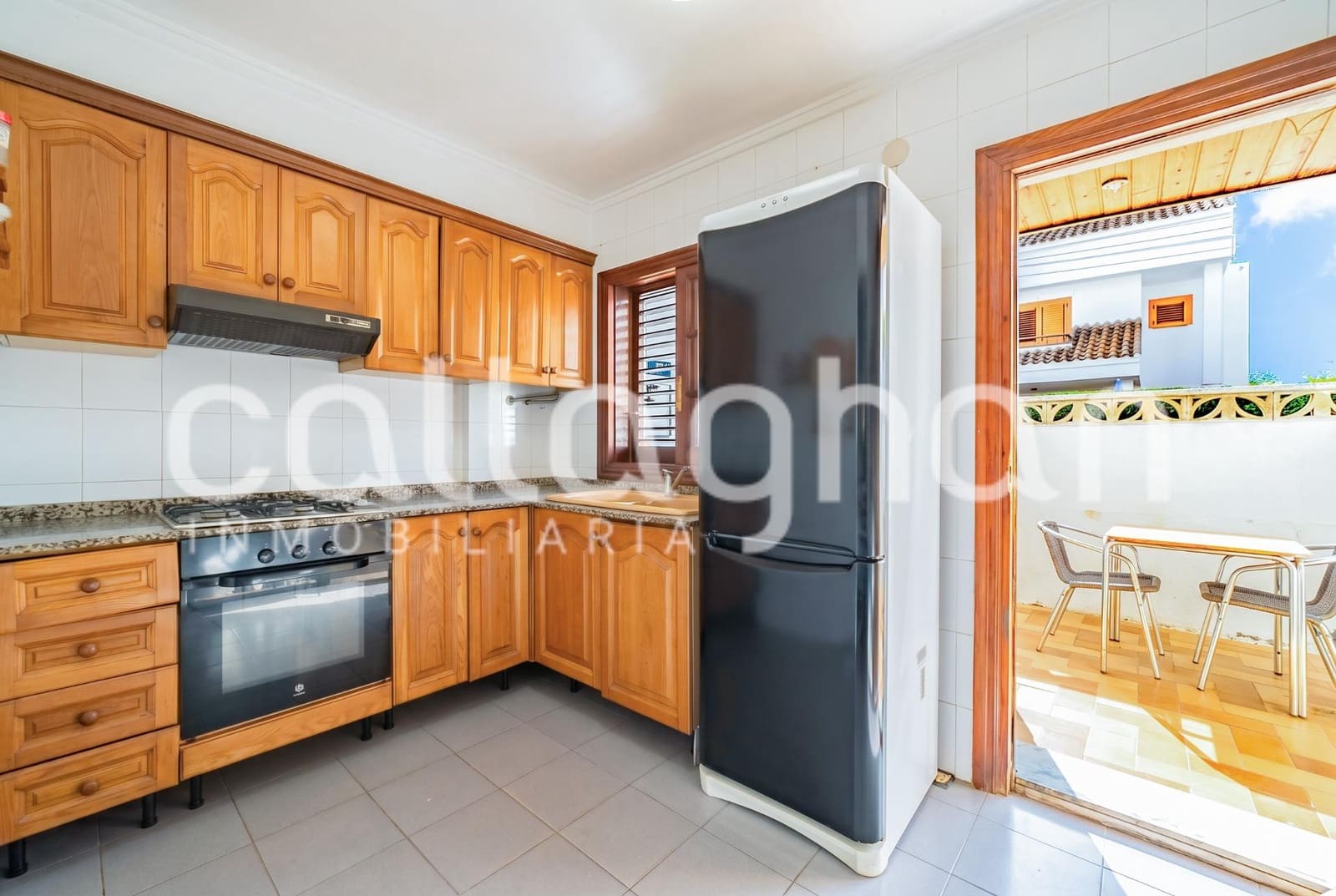 4 quarto Moradia em Banda para venda em Almarda com piscina garagem - 328 000 € (Ref: 10003911)