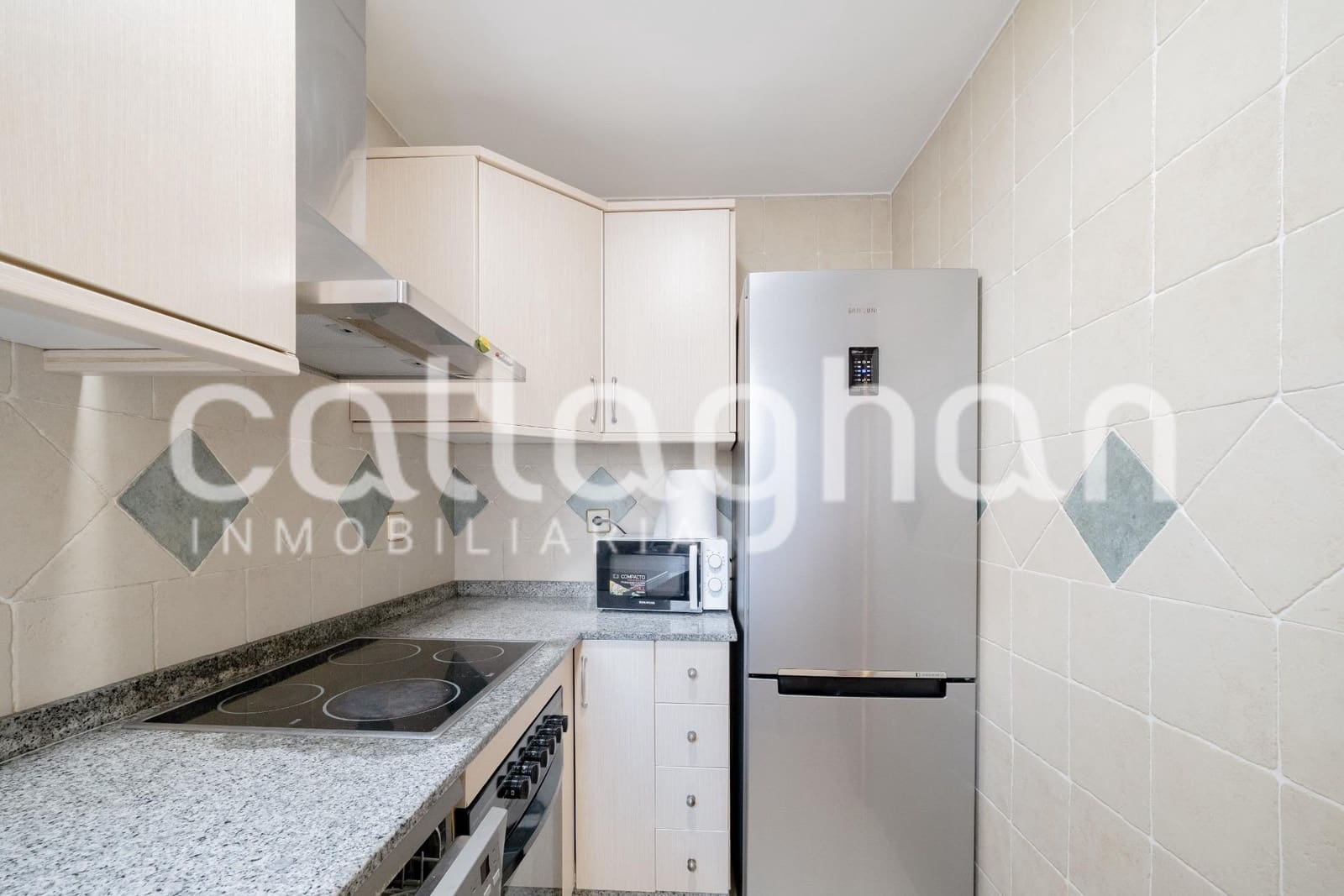 3 sypialnia Mieszkanie do wynajęcia w Miasto Walencja - 1 500 € (Ref: 10005781)