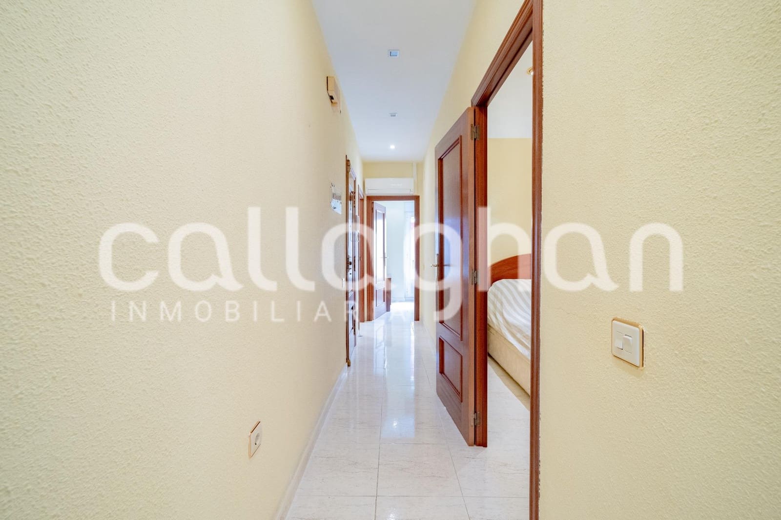 3 sypialnia Mieszkanie do wynajęcia w Miasto Walencja - 1 500 € (Ref: 10005781)