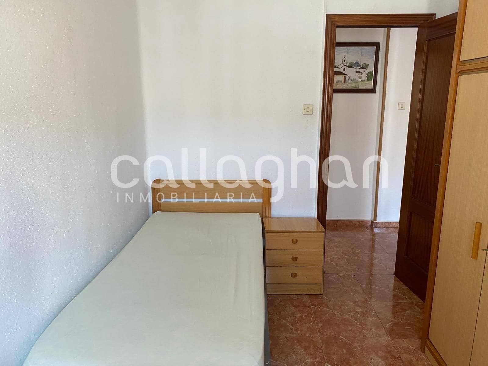 3 sovrum Lägenhet att hyra i Valencia stad - 1 100 € (Ref: 10021102)