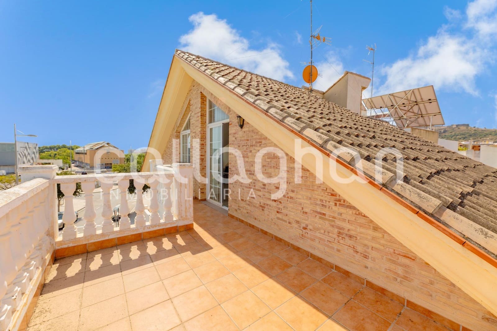 5 soveværelse Villa til salg i Sagunto / Sagunt med garage - € 625.000 (Ref: 10022623)