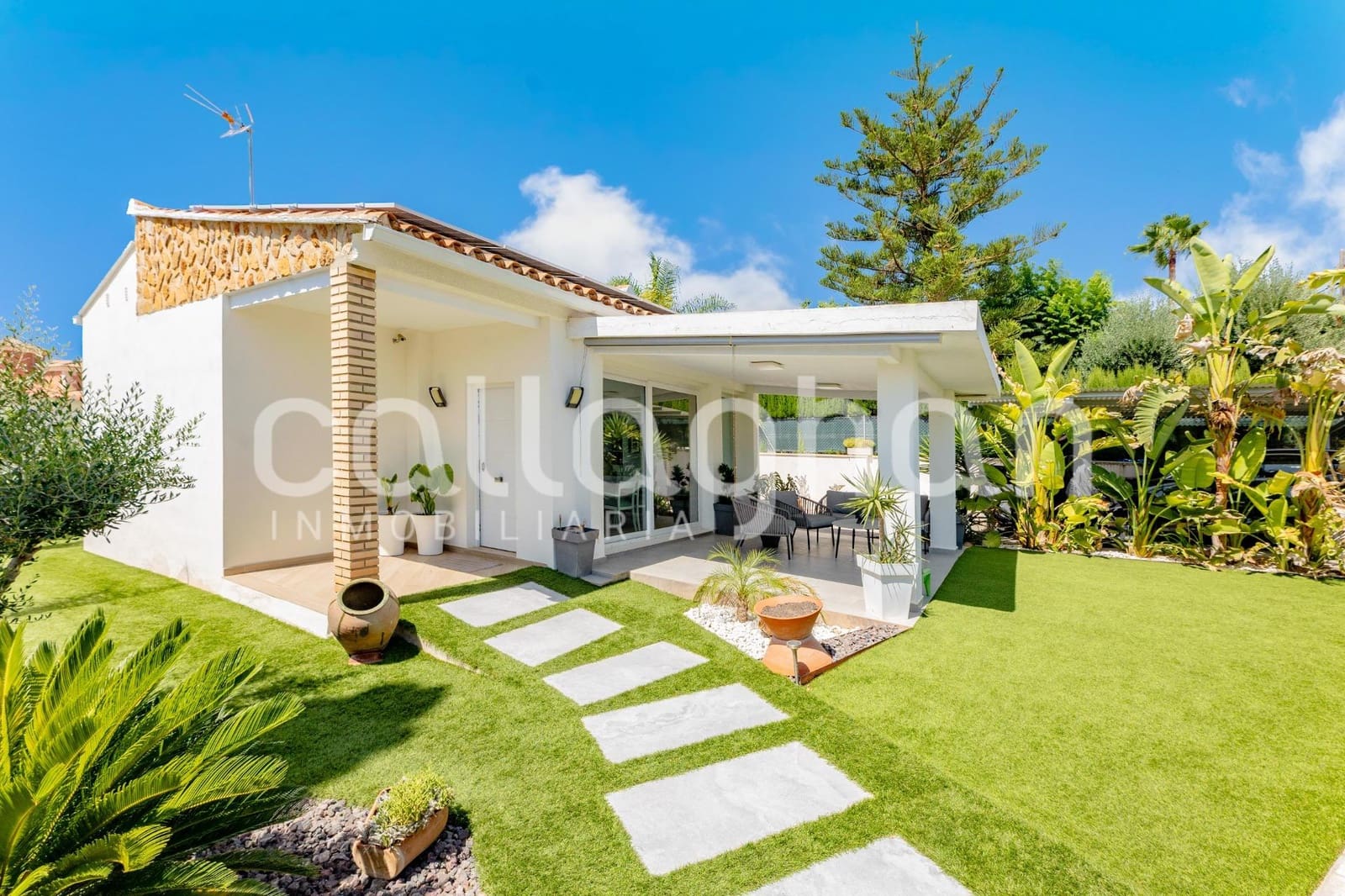 3 quarto Moradia para venda em L'Eliana com piscina garagem - 595 000 € (Ref: 10024356)