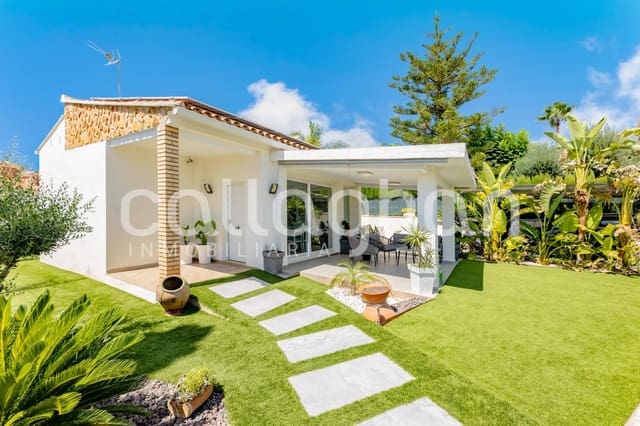 3 quarto Moradia para venda em L'Eliana com piscina garagem - 595 000 € (Ref: 10024356)