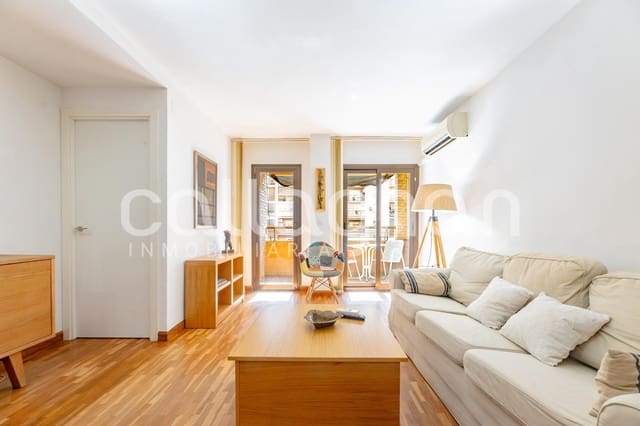 Appartement de 2 chambres à louer à Ciutat Jardi, Valence ville - 1 400 € (Ref: 10027456)