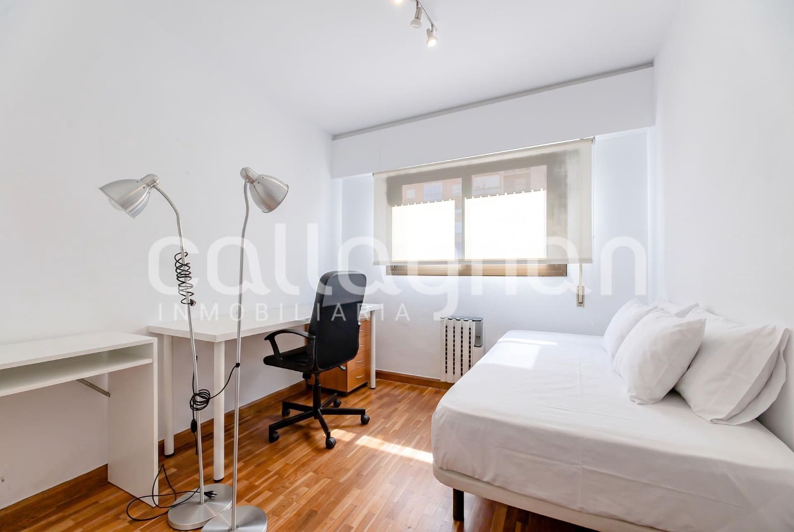 Appartement de 2 chambres à louer à Valence ville - 1 400 € (Ref: 10027456)