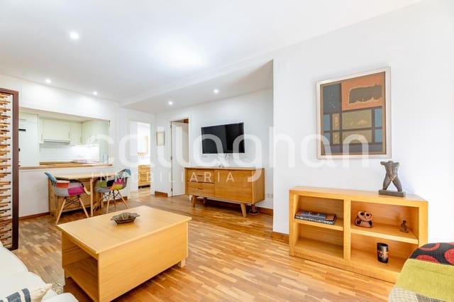 Appartement de 2 chambres à louer à Ciutat Jardi, Valence ville - 1 400 € (Ref: 10027456)