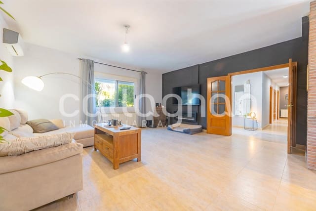 7 soverom Villa til salgs i Serra med svømmebasseng - € 490 000 (Ref: 10030707)