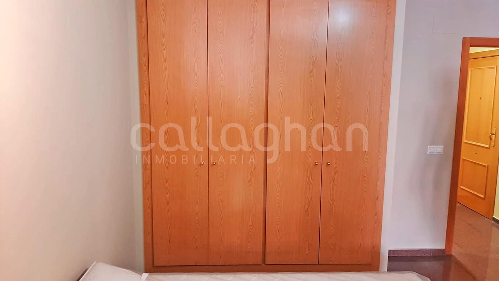 Bureau à vendre à Burjassot avec garage - 160 000 € (Ref: 10043190)