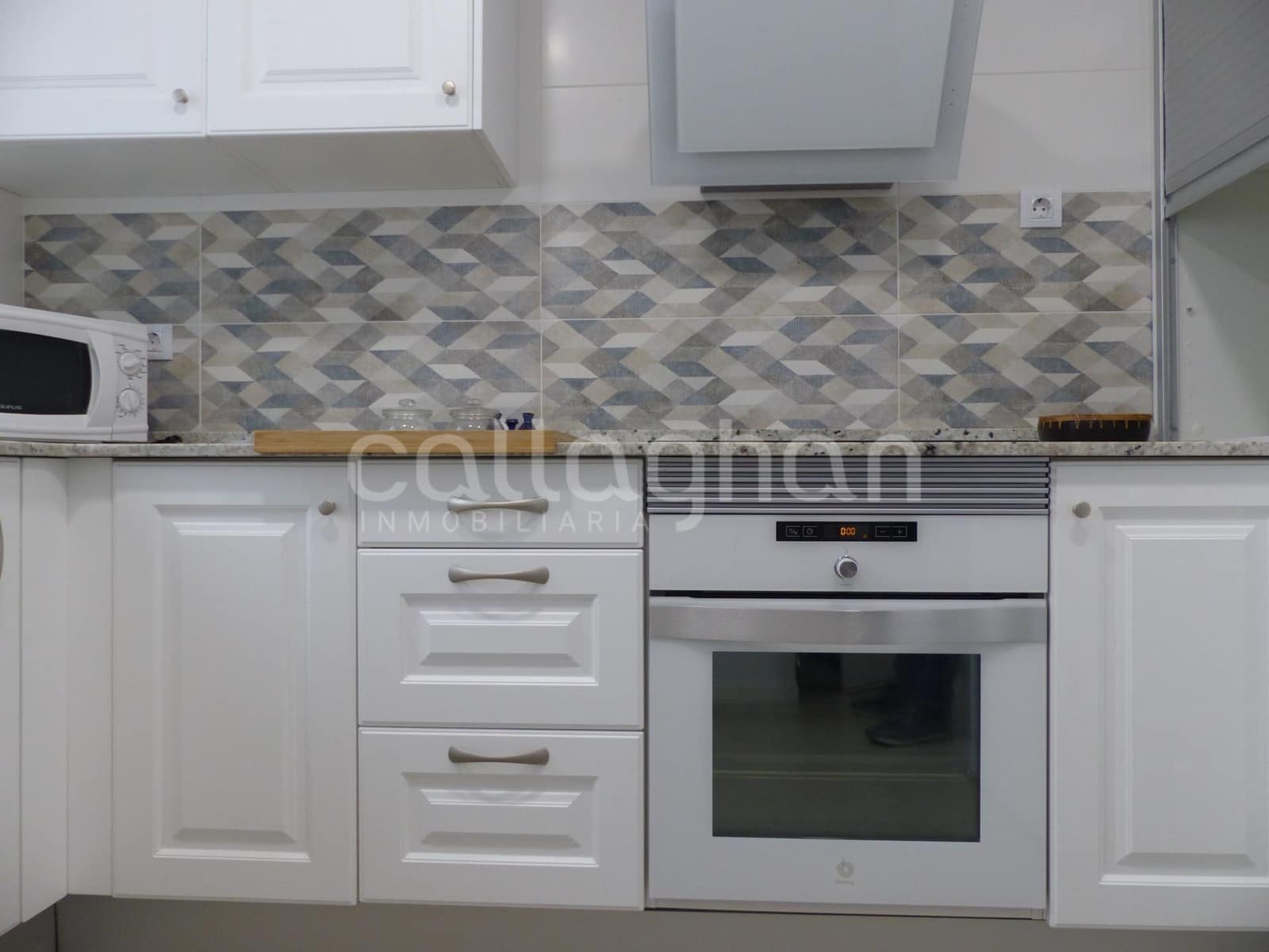 Appartement de 3 chambres à louer à Valence ville - 1 300 € (Ref: 10045022)