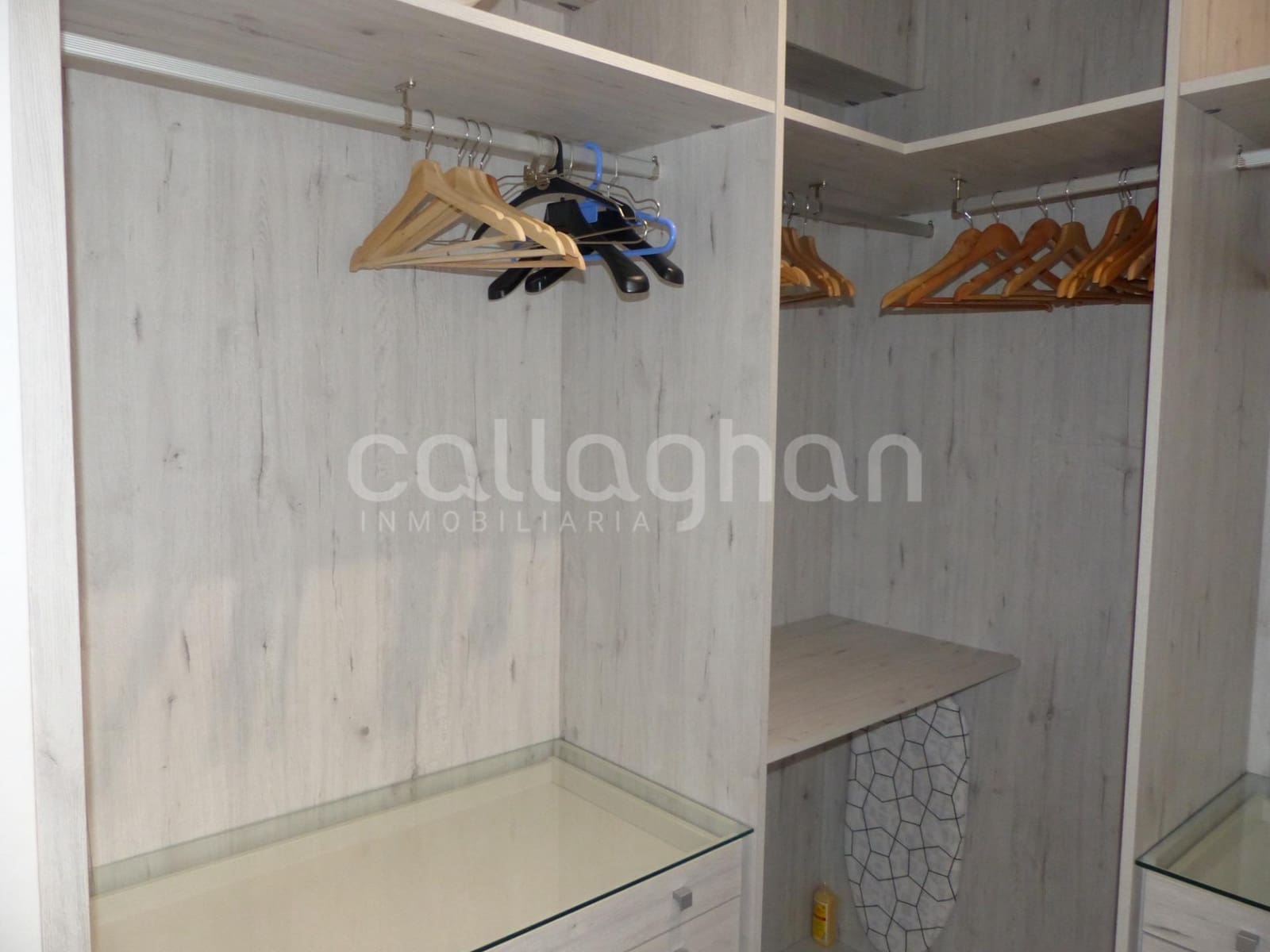 Appartement de 3 chambres à louer à Valence ville - 1 300 € (Ref: 10045022)
