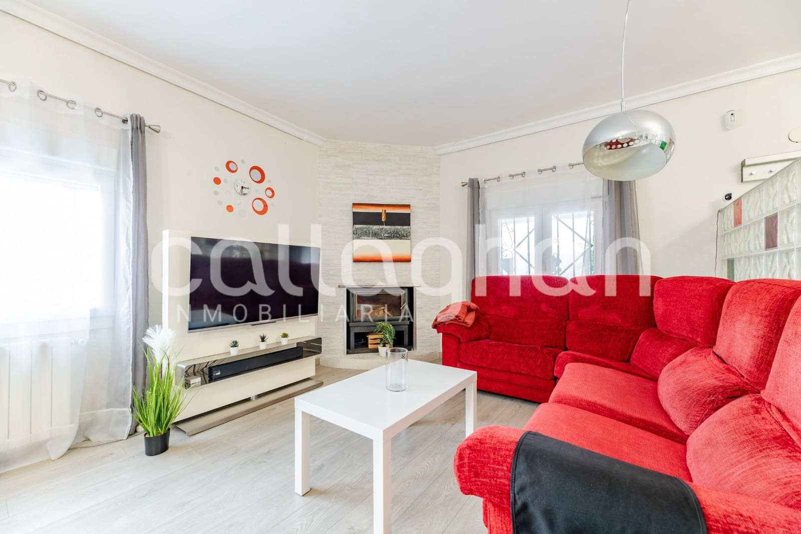 3 bedroom Villa for rent in Vilamarxant / Villamarchante with pool garage - € 2,100 (Ref: 10051631)