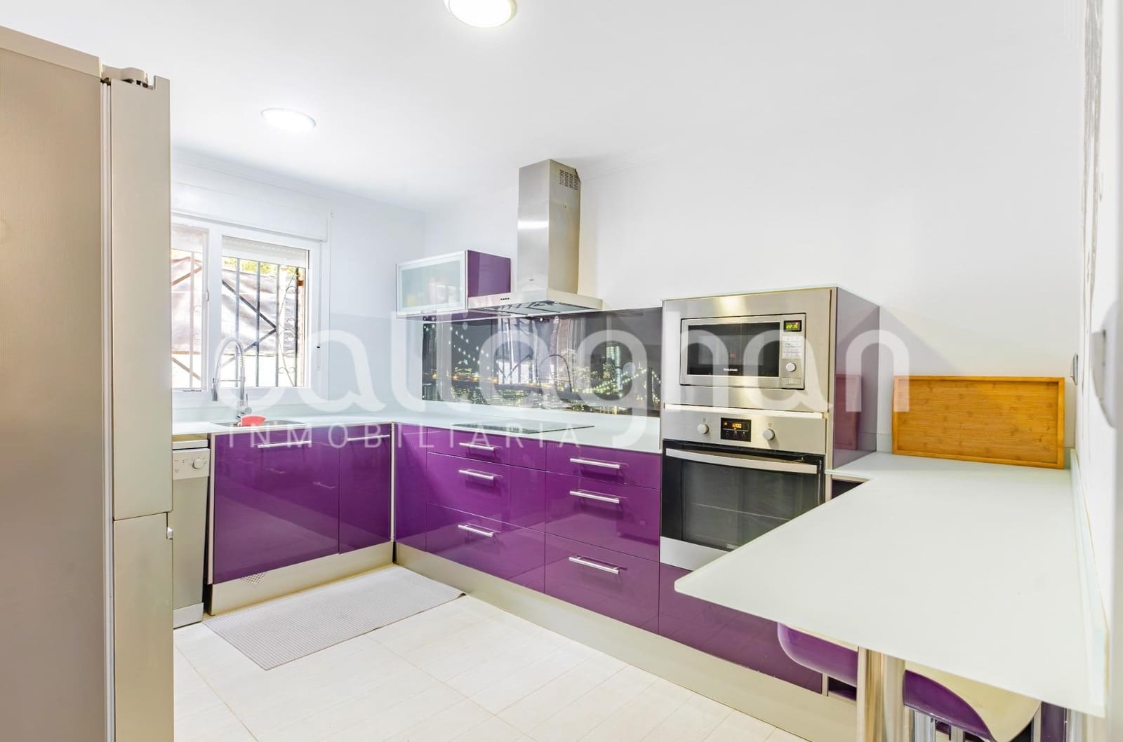 3 bedroom Villa for rent in Vilamarxant / Villamarchante with pool garage - € 2,100 (Ref: 10051631)