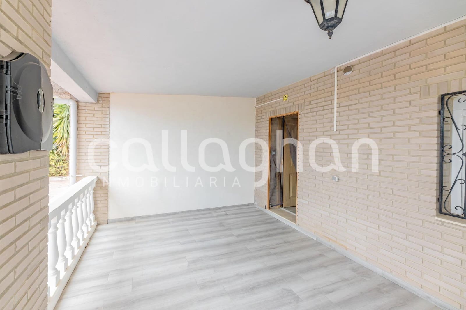 3 bedroom Villa for rent in Vilamarxant / Villamarchante with pool garage - € 2,100 (Ref: 10051631)