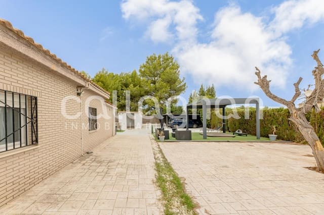 Chalet de 3 habitaciones en Vilamarxant / Villamarchante en alquiler - 2.100 € (Ref: 10051631)