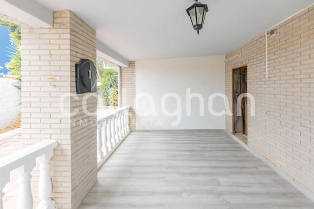 Chalet de 3 habitaciones en Vilamarxant / Villamarchante en alquiler - 2.100 € (Ref: 10051631)