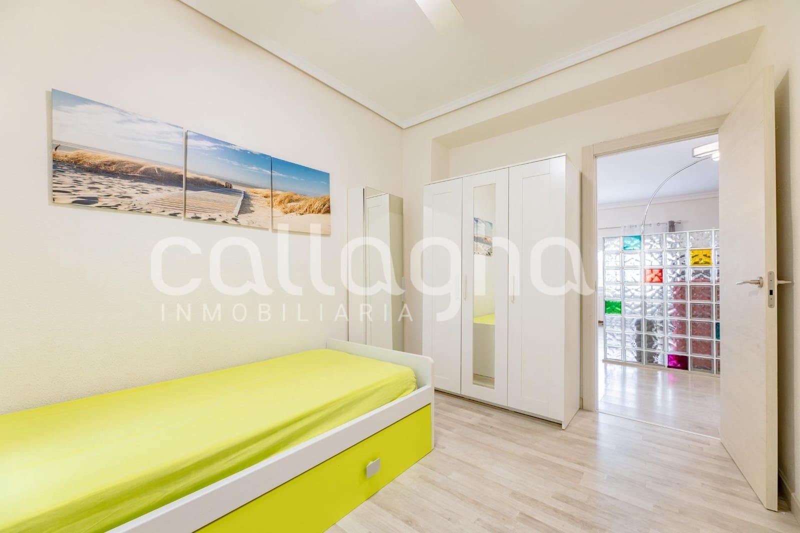 3 bedroom Villa for rent in Vilamarxant / Villamarchante with pool garage - € 2,100 (Ref: 10051631)