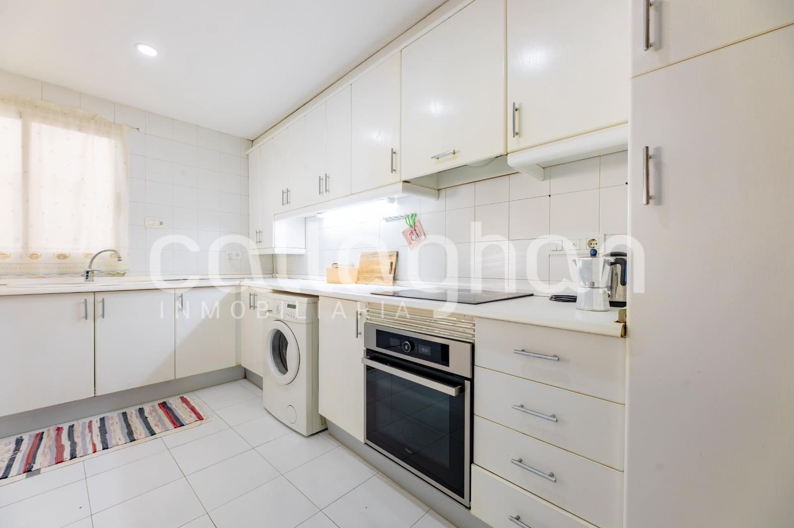 Piso de 6 habitaciones en València ciudad en alquiler con garaje - 2.300 € (Ref: 10078272)