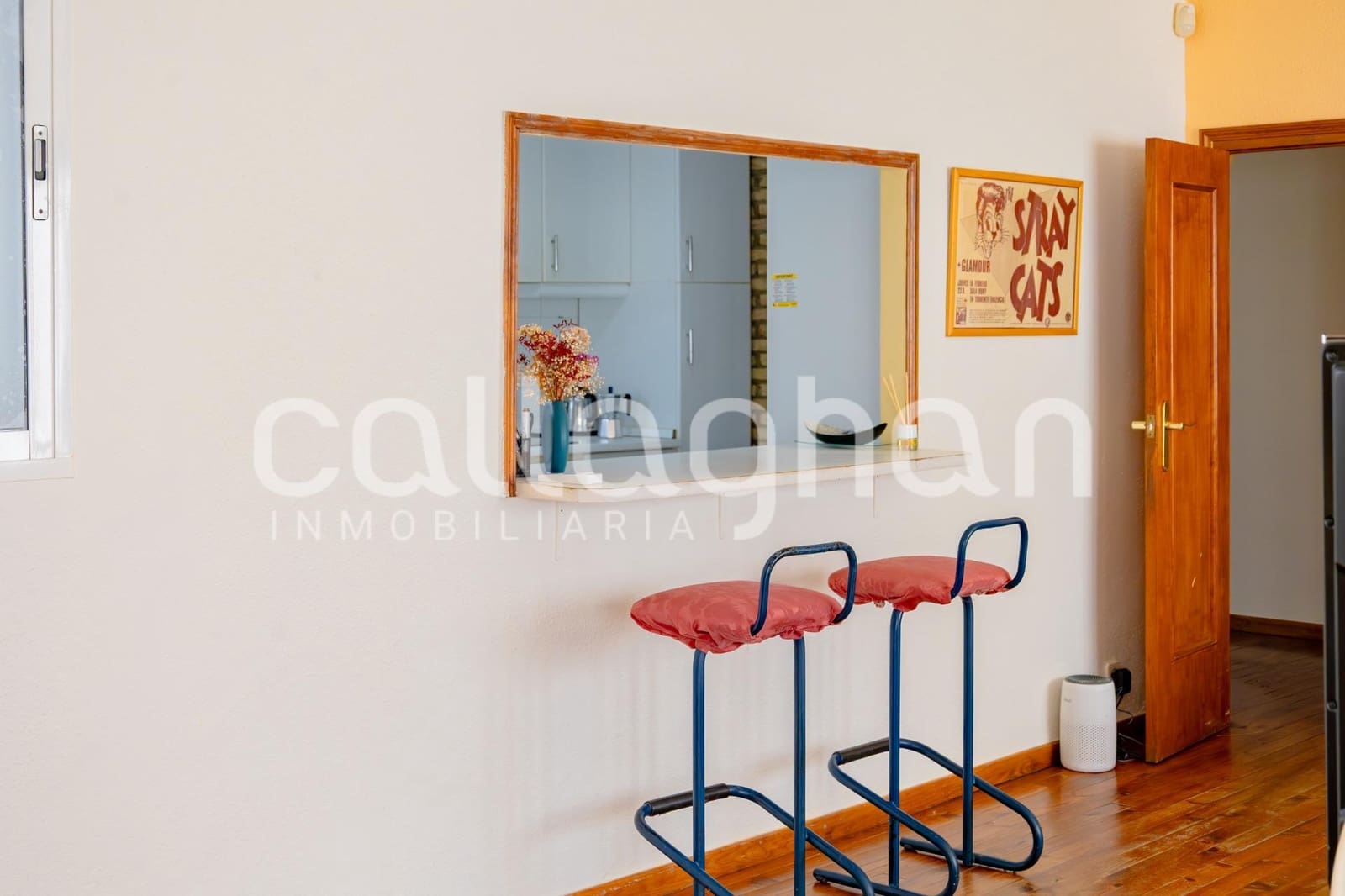 Piso de 6 habitaciones en València ciudad en alquiler con garaje - 2.300 € (Ref: 10078272)