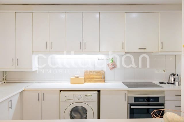 Piso de 6 habitaciones en Ciutat Vella, València ciudad en alquiler con garaje - 2.300 € (Ref: 10078272)