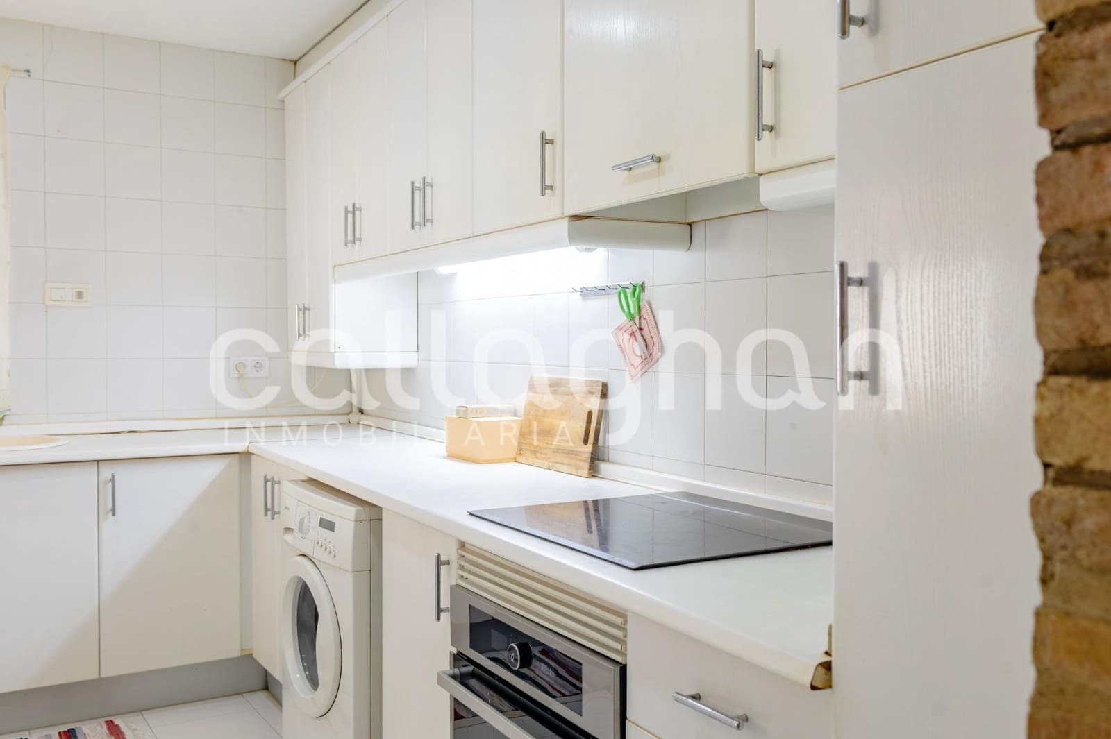 Piso de 6 habitaciones en València ciudad en alquiler con garaje - 2.300 € (Ref: 10078272)