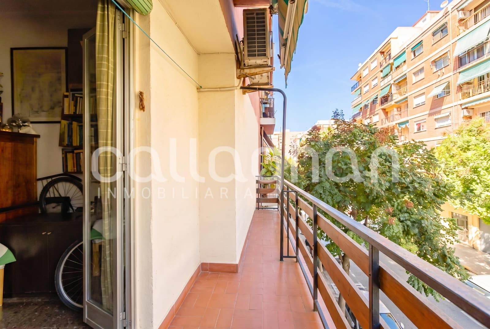 Piso de 2 habitaciones en València ciudad en venta - 275.000 € (Ref: 10086386)
