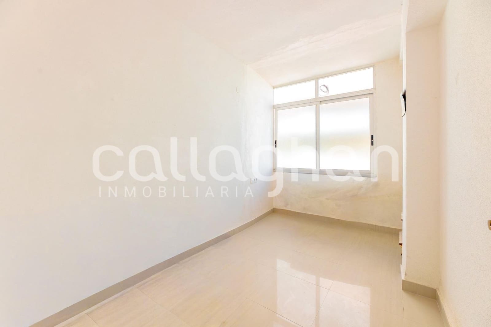3 slaapkamer Flat te koop in Gandia met garage - € 193.000 (Ref: 10086387)