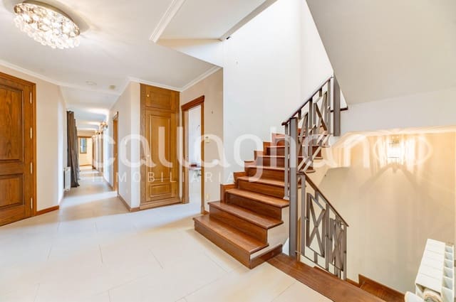7 soverom Villa til salgs i Bétera med svømmebasseng garasje - € 950 000 (Ref: 10129373)