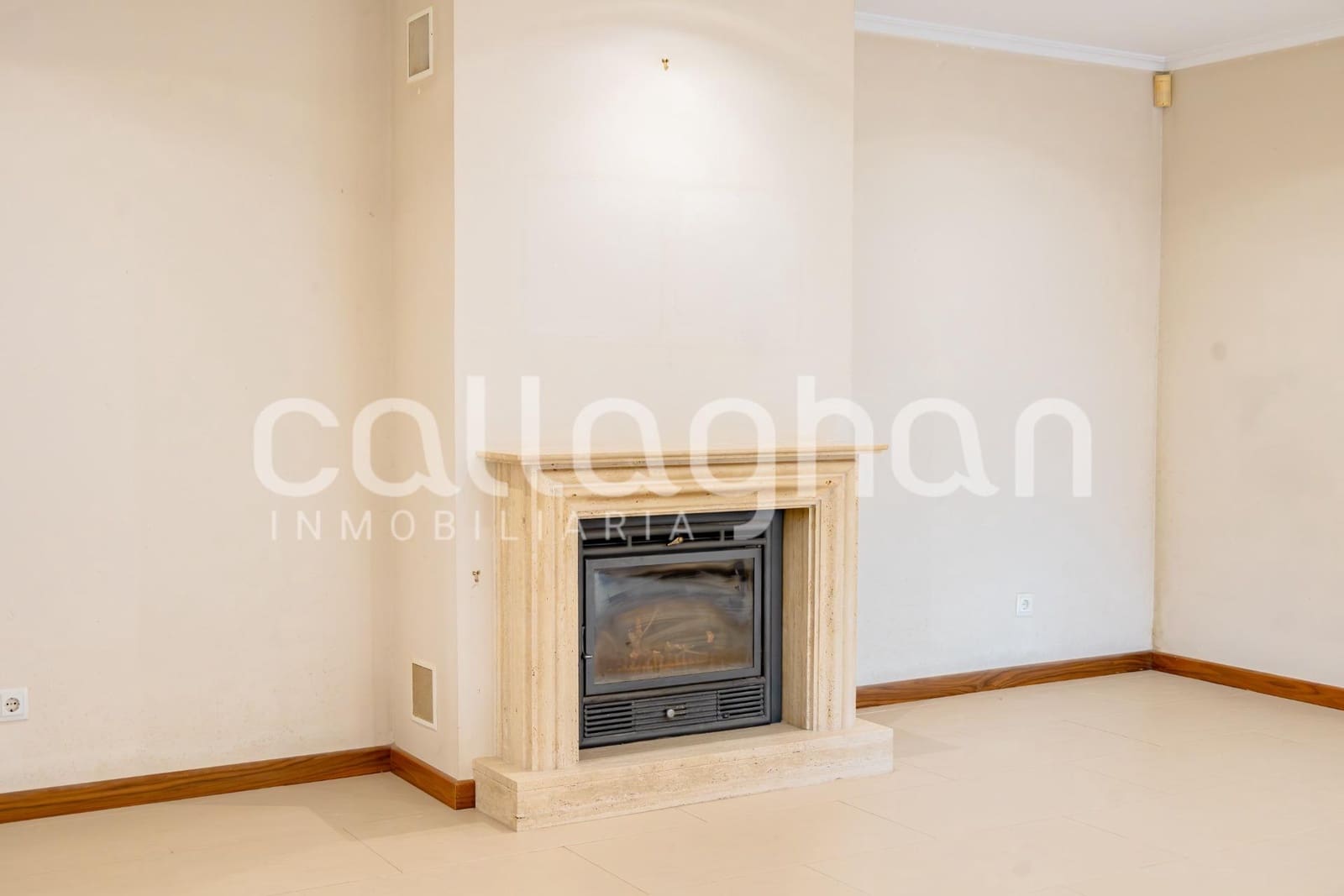 7 bedroom Villa for sale in Betera with pool garage - € 950,000 (Ref: 10129373)