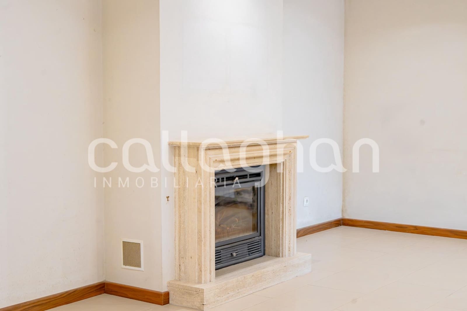 7 bedroom Villa for sale in Betera with pool garage - € 950,000 (Ref: 10129373)