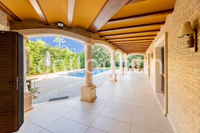 7 soverom Villa til salgs i Bétera med svømmebasseng garasje - € 950 000 (Ref: 10129373)