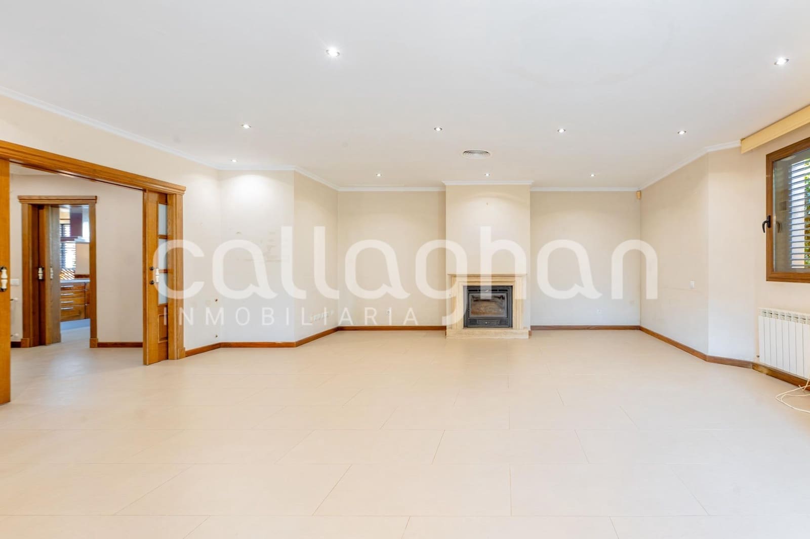 7 bedroom Villa for sale in Betera with pool garage - € 950,000 (Ref: 10129373)