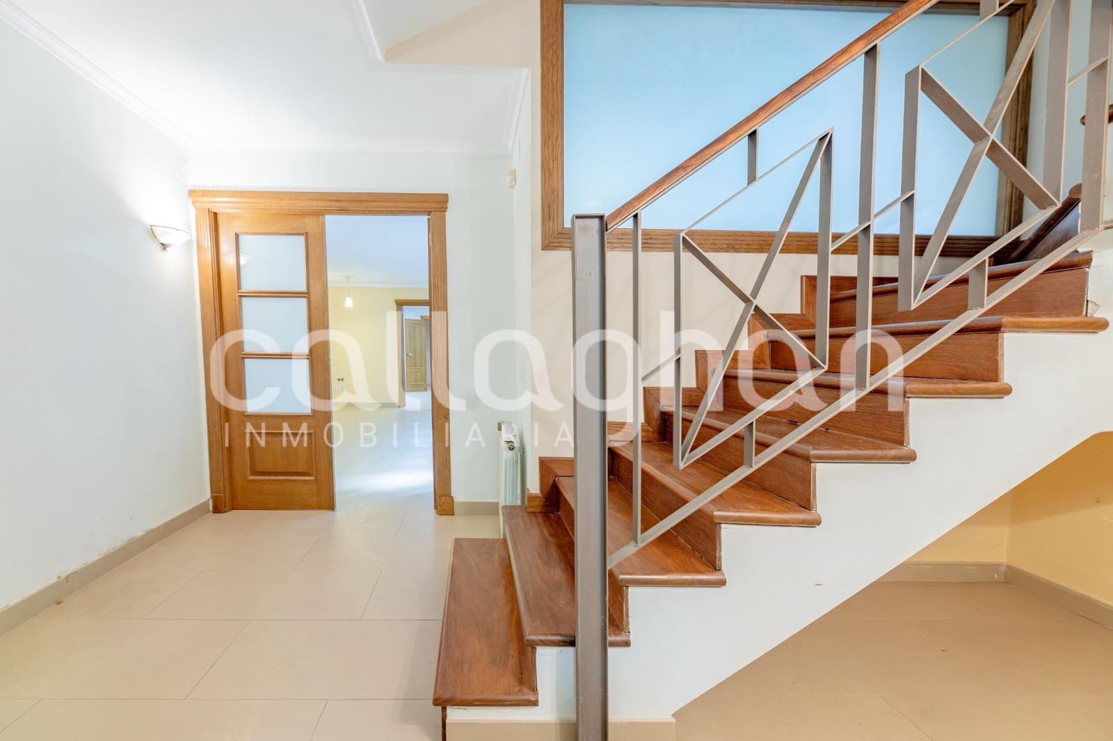 7 bedroom Villa for sale in Betera with pool garage - € 950,000 (Ref: 10129373)
