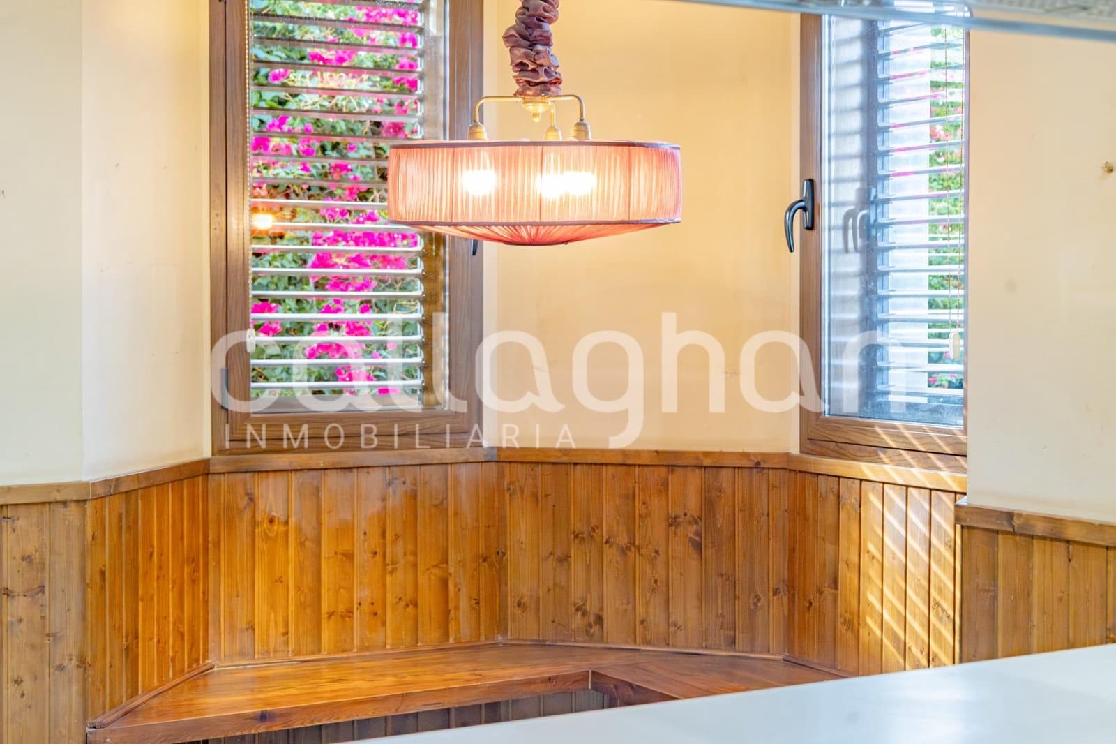 7 bedroom Villa for sale in Betera with pool garage - € 950,000 (Ref: 10129373)
