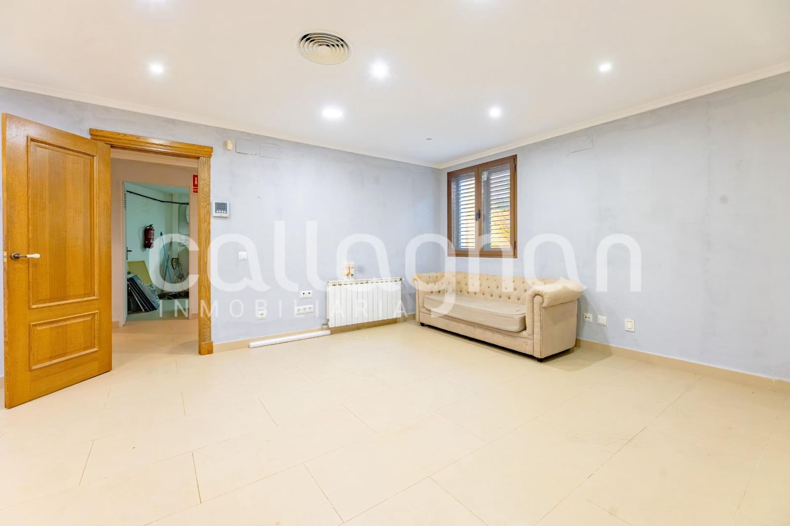 7 bedroom Villa for sale in Betera with pool garage - € 950,000 (Ref: 10129373)