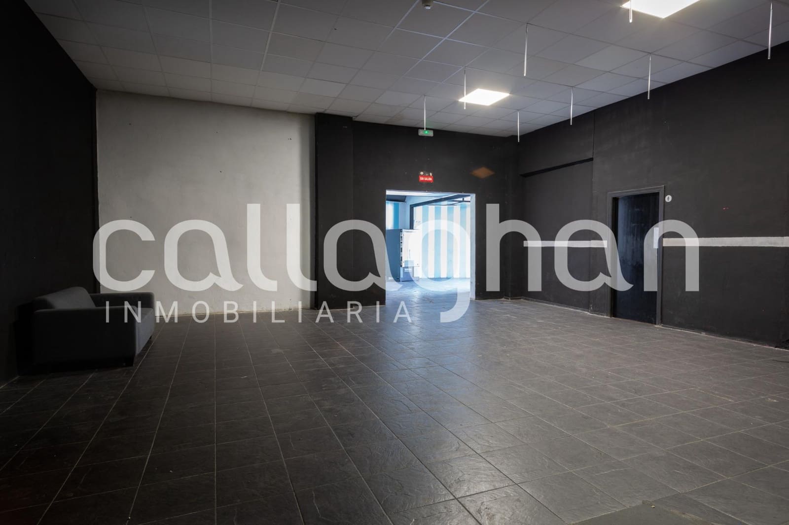 Local Commercial à vendre à Xativa avec piscine - 750 000 € (Ref: 10131810)