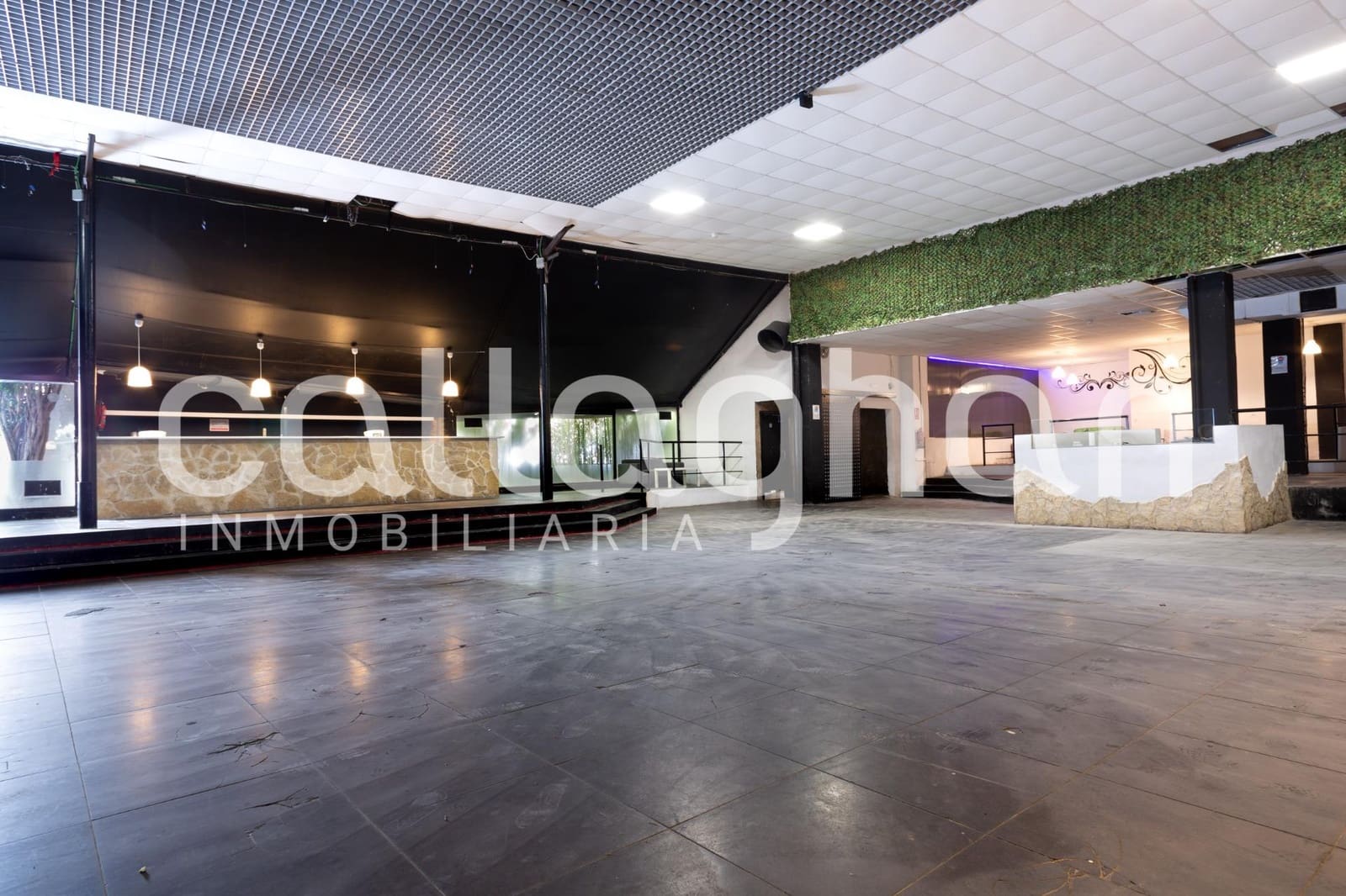 Local Commercial à vendre à Xativa avec piscine - 750 000 € (Ref: 10131810)