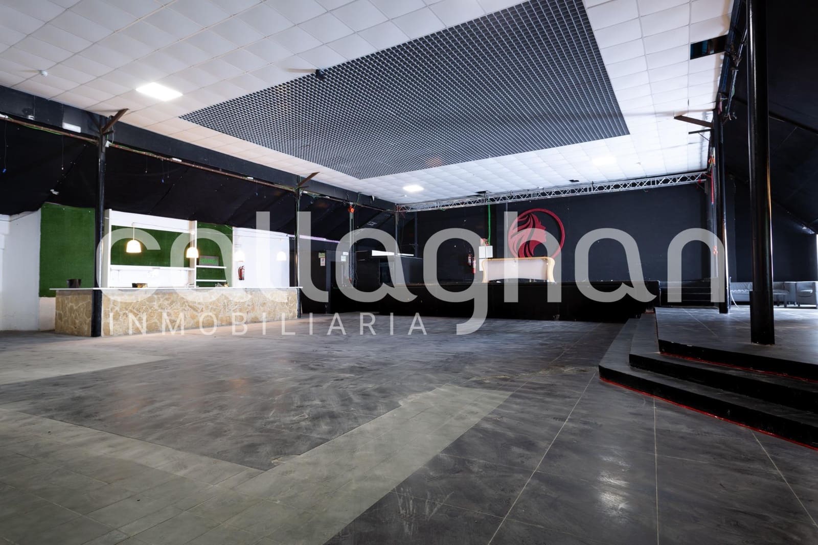 Local Commercial à vendre à Xativa avec piscine - 750 000 € (Ref: 10131810)